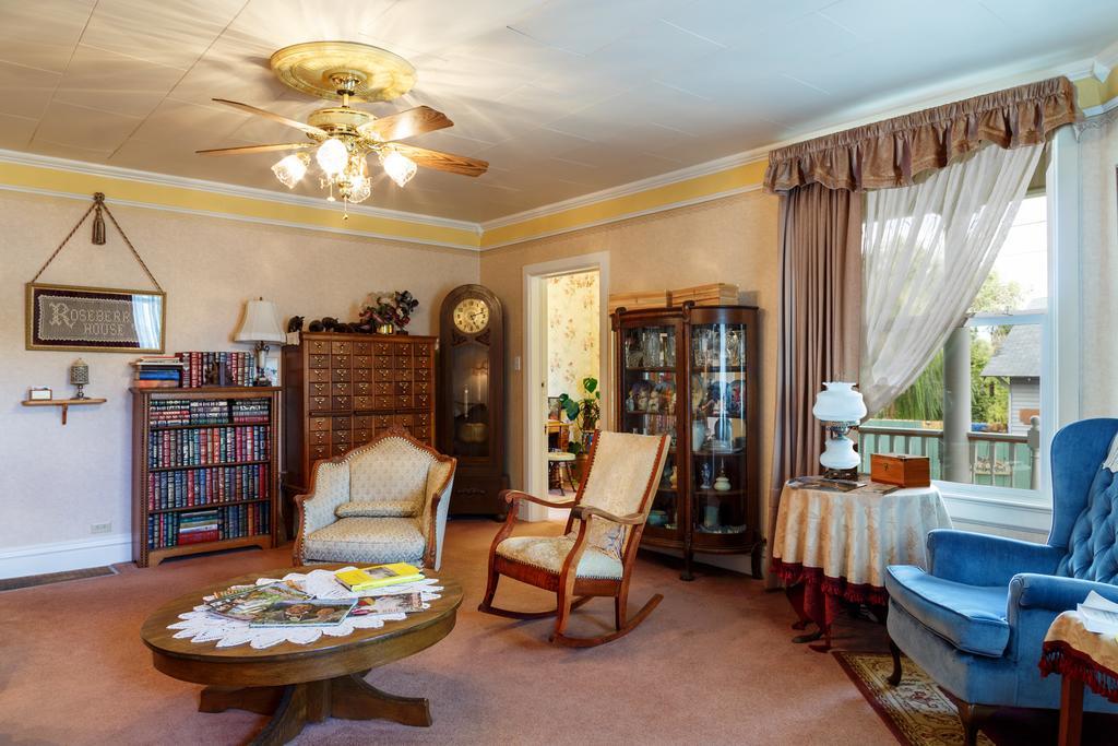 Roseberry House Bed And Breakfast Susanville Extérieur photo